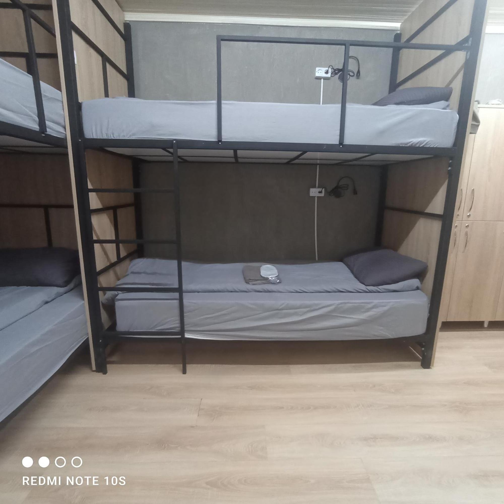 Friends Hostel Chisinau Luaran gambar
